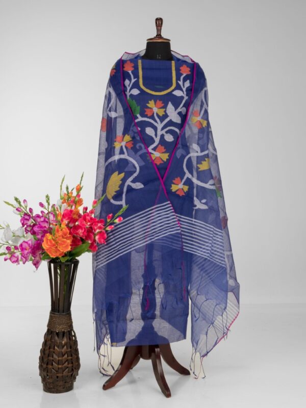 beautifully Handcrafted Dhakai Jamdani Muslin Kurti and Dupatta Set