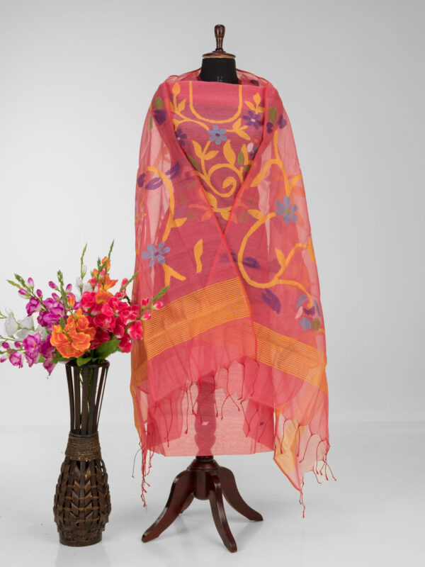 Adrika’s Pure Handloom Muslin Dhakai Jamdani Unstitched Kurti With Dupatta