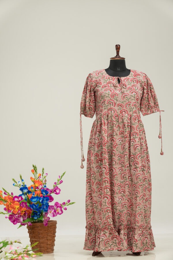 Adrika's Long Dress in Cotton: Traditional Hand-Block Print
