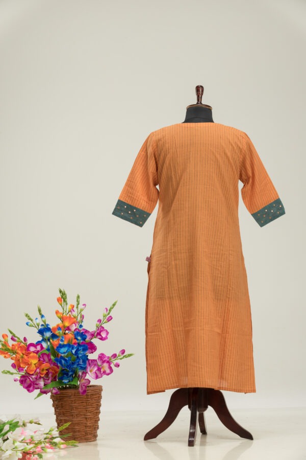 Adrika’s Handcrafted Cotton Jamdani Kurti with Embroidery