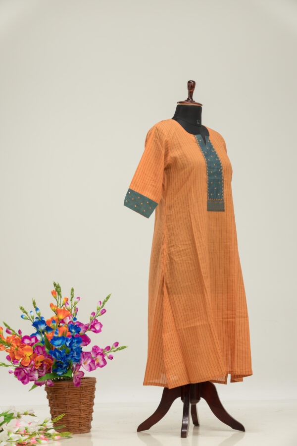 Elegant Handloom Cotton Jamdani Kurti with Hand Embroidery