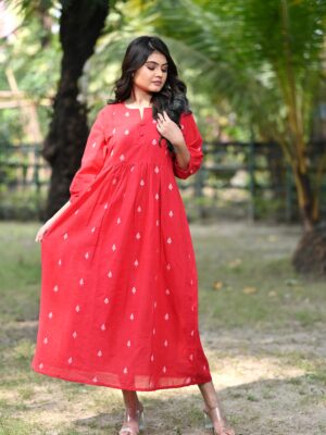 Adrika’s artisanal Handloom Cotton Jamdani Dress