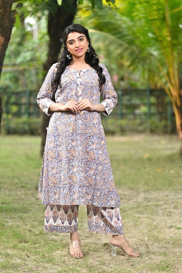 Pure cotton kurti set adorned with artisanal block printing