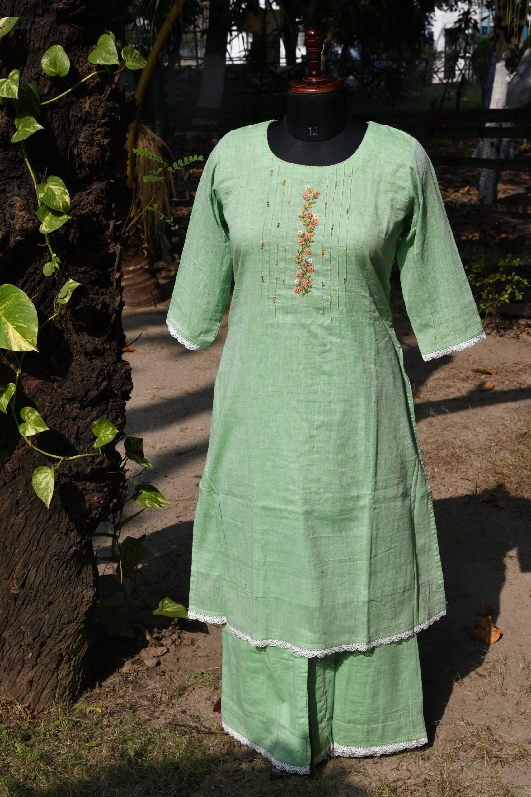 Adrika’s Pastel Green Handloom Cotton 2pc Kurti Set