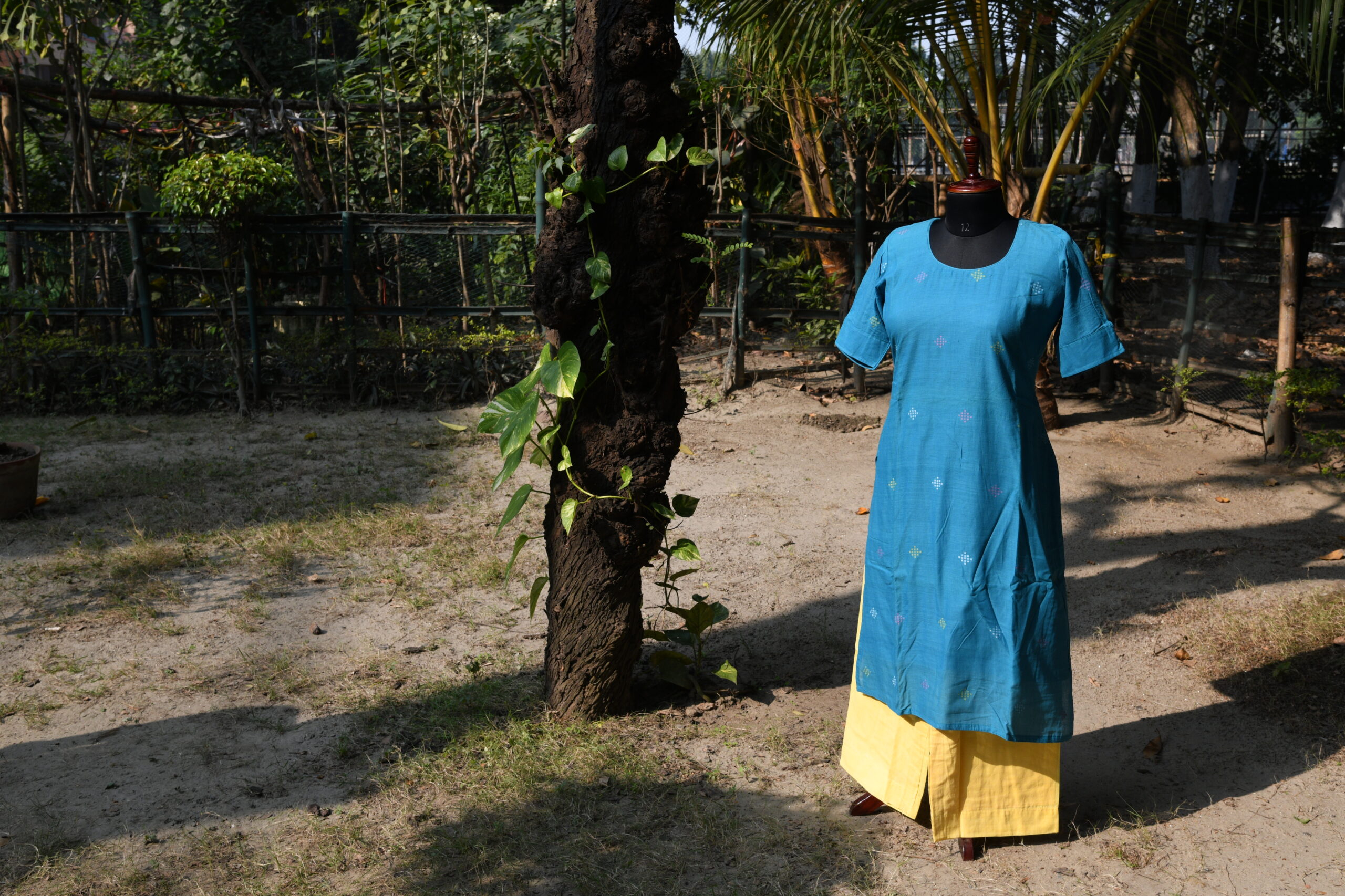 Adrika’s Light Blue Handloom Cotton Jamdani Kurti Set - Image 2