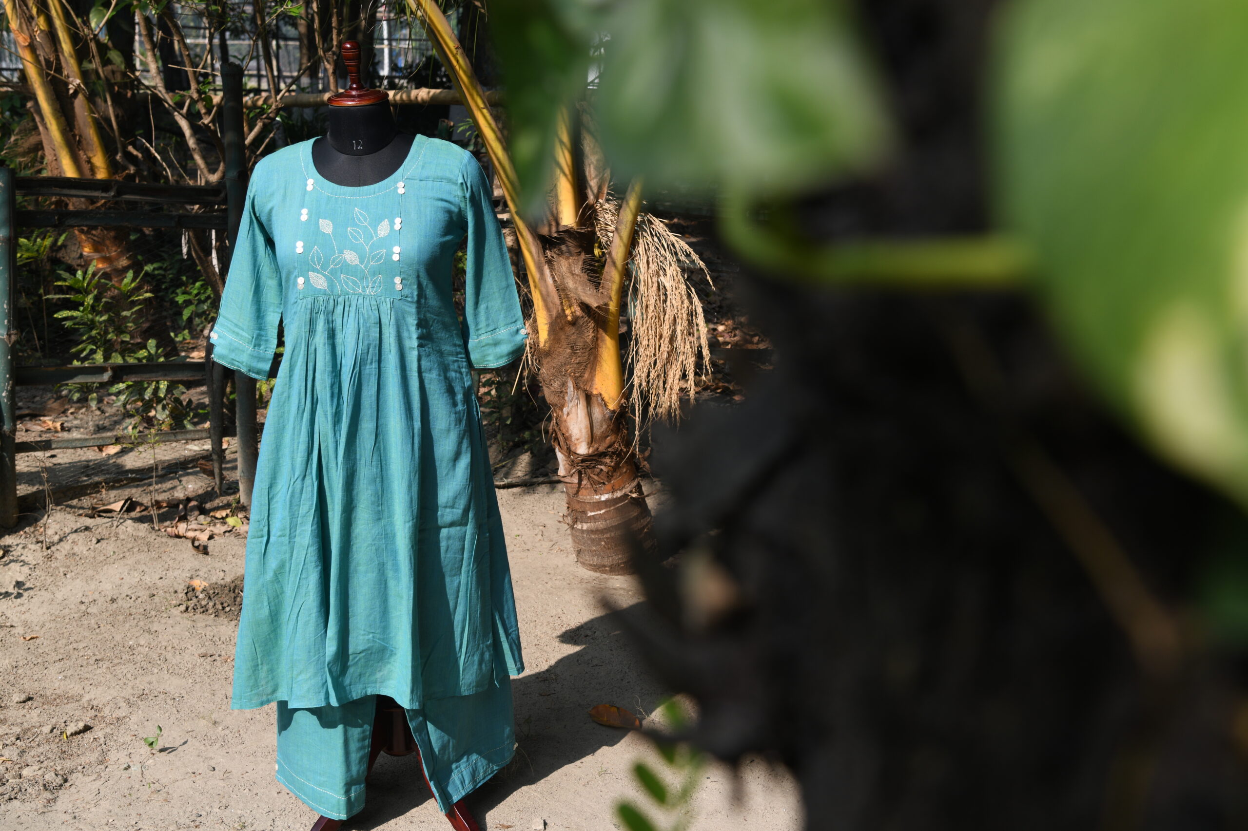 Adrika’s Sea Green Handloom Cotton Kurti Set - Image 3